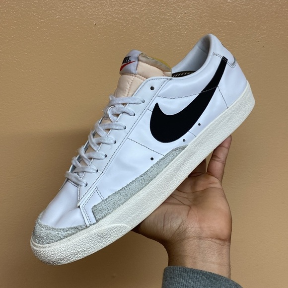 Nike Blazer Low ‘77 Vintage “White Black” - Picture 13 of 16